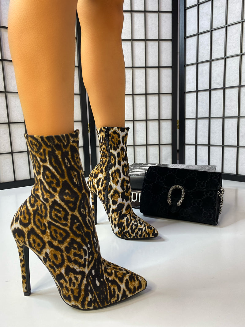 Arla Boot - Leopard Tan/Black