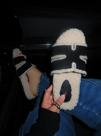 HARVEY SANDAL -  BLACK