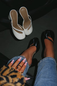 KHLOE BLOCK HEEL - BLACK