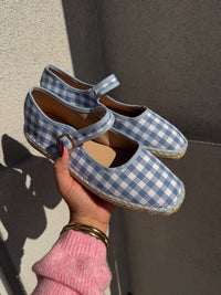 CHLOE FLAT - BLUE