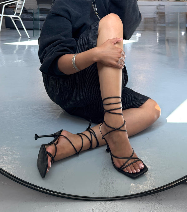 Kylen Heel - Black