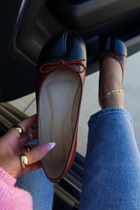 KAMARA FLAT - BROWN