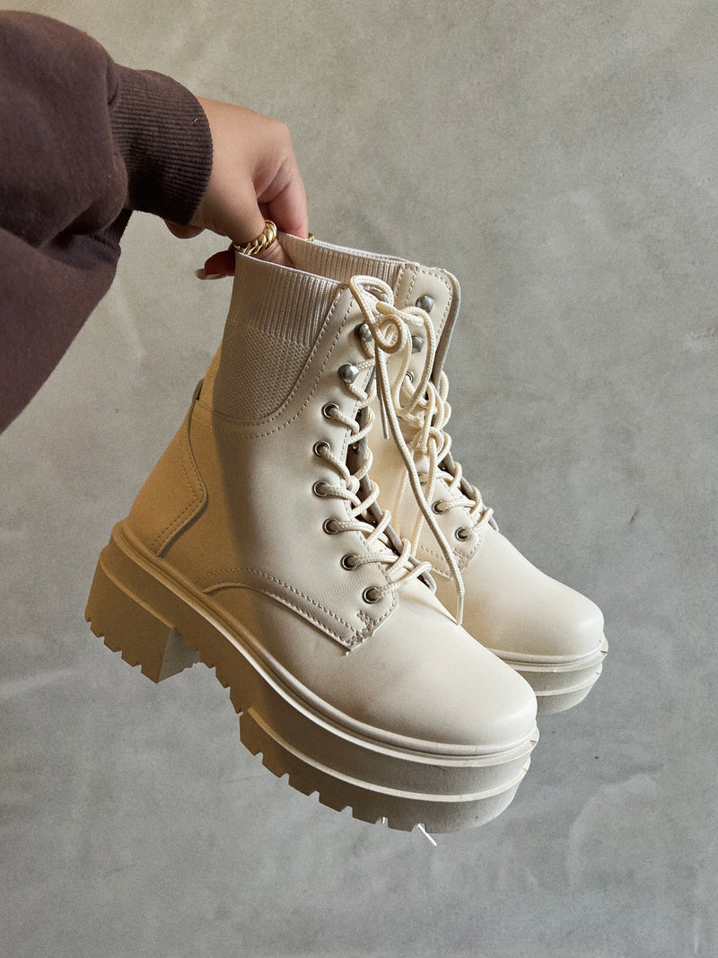 Molly Boot - Beige