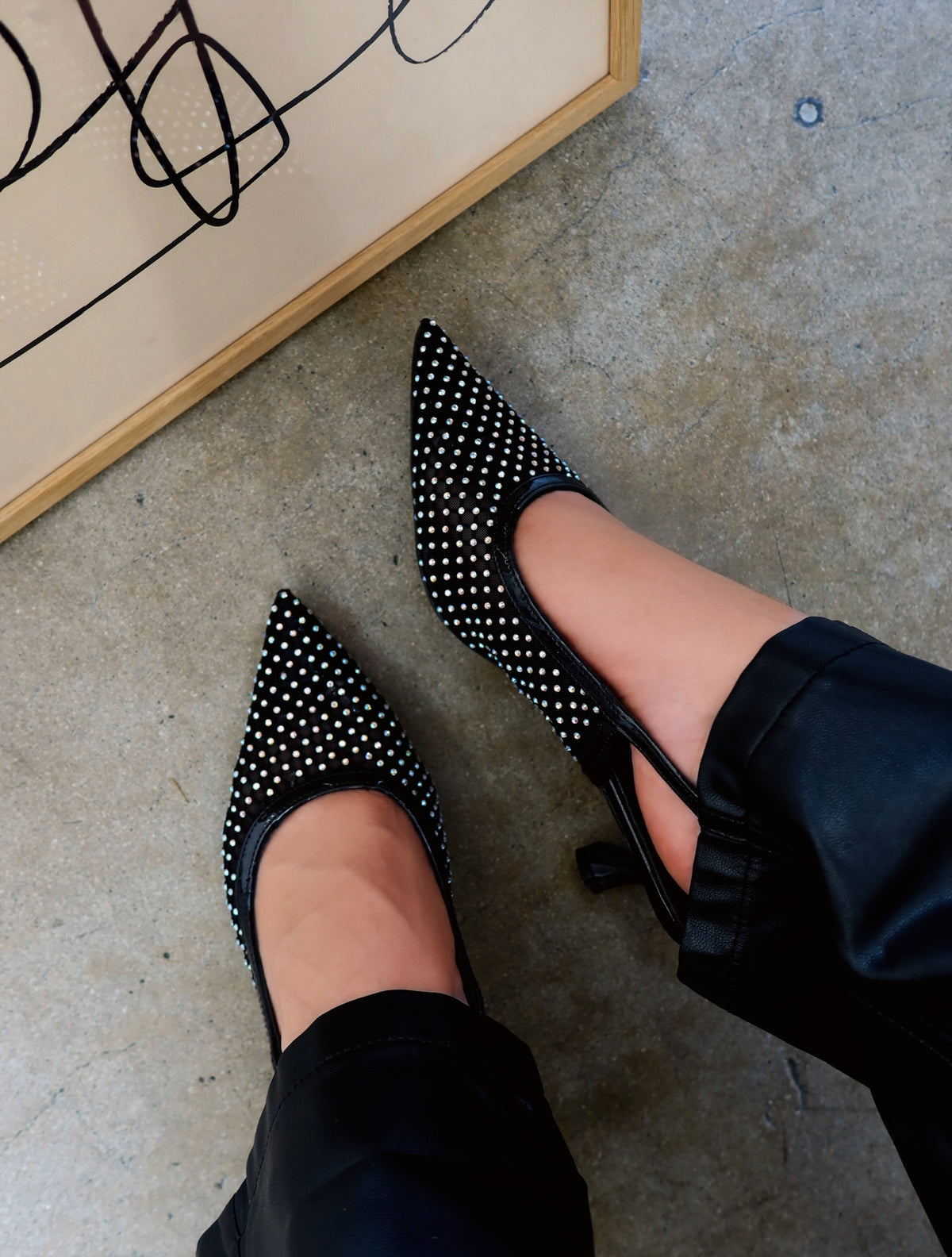 OLIVIA EMBELLISHED HEEL - BLACK