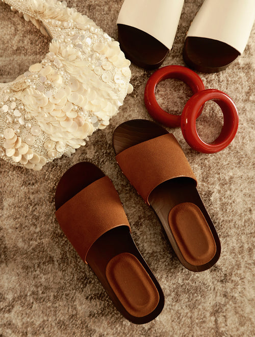 MAGGIE WOOD SANDAL - TAN