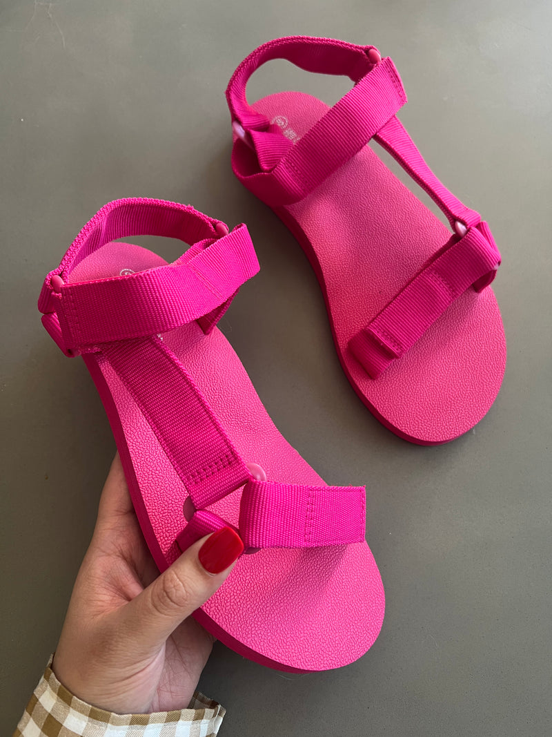 Roxi Sandal - Neon Pink