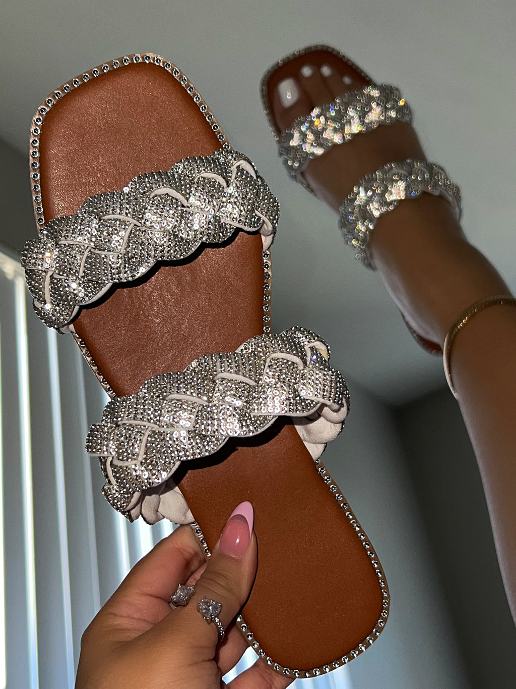 SANDALS – shopofficialbee