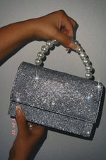 THAT GIRL HANDBAG - SILVER/BLACK